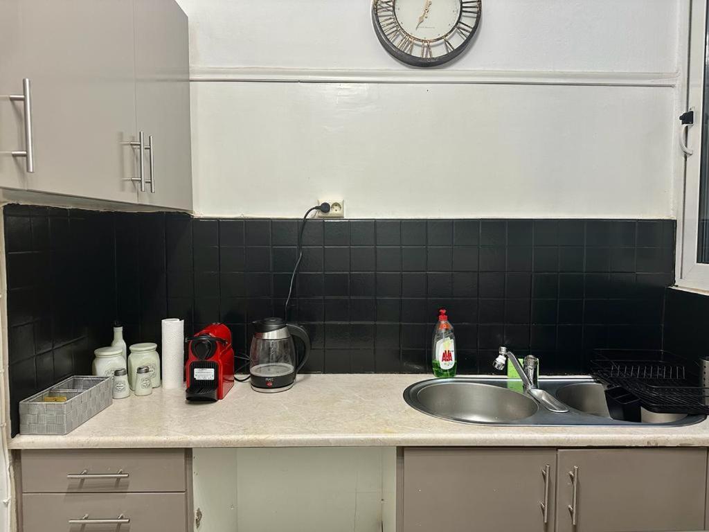 3br Riviera Alimos Apartment *